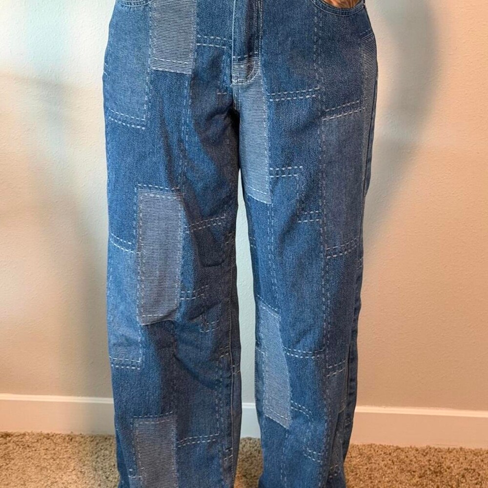 Forever 21 patchwork denim jeans with blue denim patches in a 27 #patchwork #den
